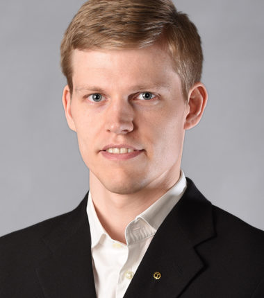 Höglund_Th_web