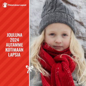Nuori tyttö, jolla on punainen kaulahuivi.
