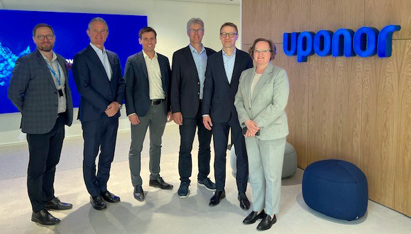 Tom Laakso, Sebastian Bondestam, Tomi Lakanen, Kjell Antus, Markus Melkko and Reetta Härkki.